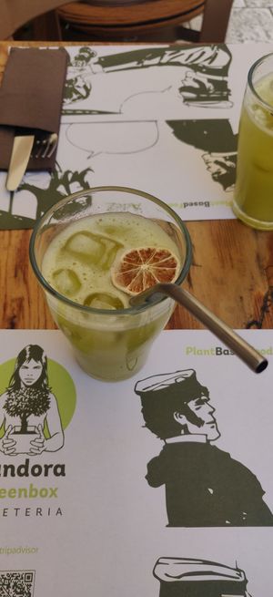 Cold pressed juice at Pandora Greenbox in Split