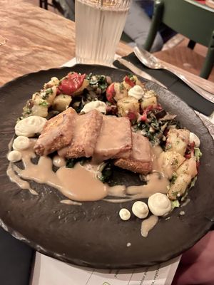 Tofu with potatoes, mashed peas and pickled peppers - main dish  at Pandora Greenbox in Split