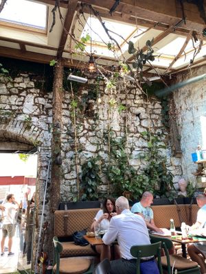 the place inside  at Pandora Greenbox in Split