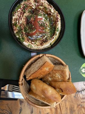 Hummus app  at Pandora Greenbox in Split