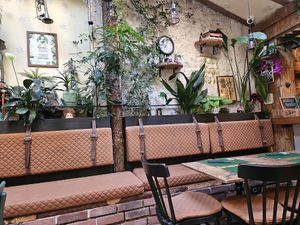 Inside at Pandora Greenbox in Split