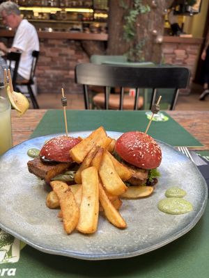 Tofu sliders  at Pandora Greenbox in Split