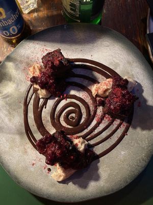 Brownie  at Pandora Greenbox in Split