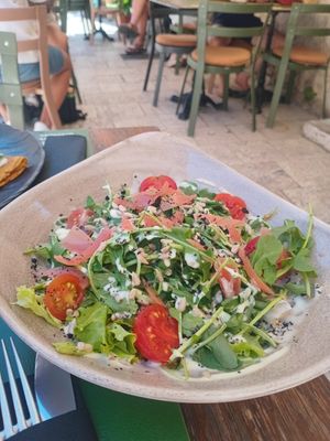Small salad at Pandora Greenbox in Split