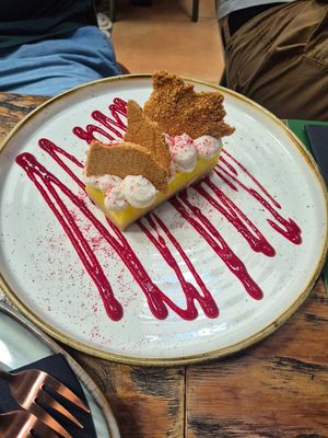 Lemon cake at Pandora Greenbox in Split