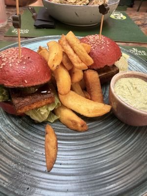 Tofu sliders  at Pandora Greenbox in Split