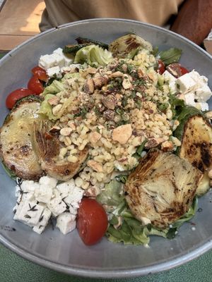 Grilled vegetable salad with vegan fetaa  at Pandora Greenbox in Split
