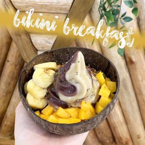 Bikini Breakfast at Buonana in Siargao