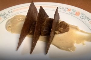 Raw Vegan Apple Streusel at Green Wave Cafe in Plantation