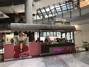 Storefront at Summer Bowl - SQ1 in Bangkok