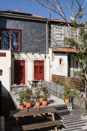 Garden at TerraPlana Café in Porto