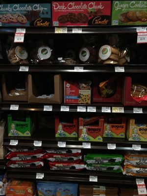 Vegan options at Erewhon Market in Los Angeles