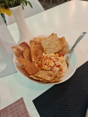 Hummus with homemade chips at Dr Veggie in Yerevan