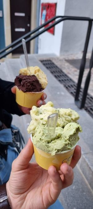 Passion fruit and Chocolate / Pineapple basilica and Avocado lime  at Gelataria COSI in Coimbra