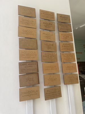 Menu 💛🧡💜  at Gelataria COSI in Coimbra