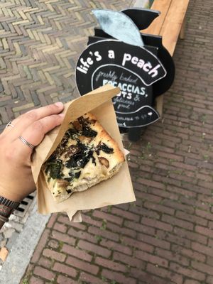 Mushrooms!!!!! 😍 soo good  at Life's a Peach in Utrecht