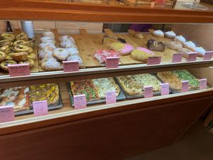 Many options  at Life's a Peach in Utrecht