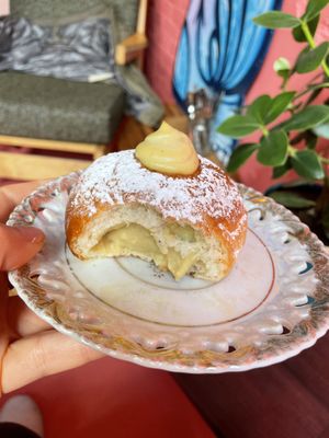 the bombolone.. a dream.  at Life's a Peach in Utrecht