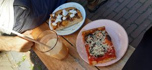  at Life's a Peach in Utrecht