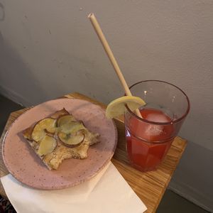 Focaccia and lemonade   at Life's a Peach in Utrecht