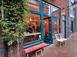 Front at Life's a Peach in Utrecht