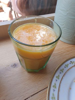  at Life's a Peach in Utrecht