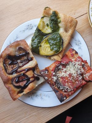  at Life's a Peach in Utrecht