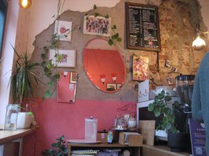 inside  at Life's a Peach in Utrecht