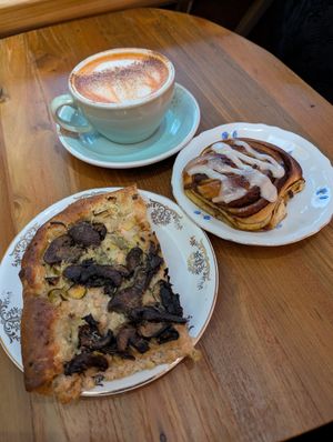  at Life's a Peach in Utrecht