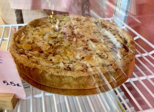 Apple/almond/miso-caramel pie: tasty  at Life's a Peach in Utrecht
