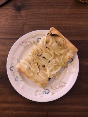 Focaccia onion at Life's a Peach in Utrecht