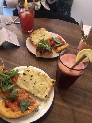 Foccacias & lemonade at Life's a Peach in Utrecht