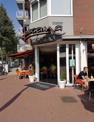 The outside  at Toscana IJssalon in Emmen