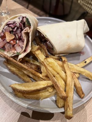 Wraps  at Beirut in Valencia