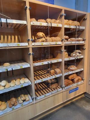  at Bio-Planet in Mons