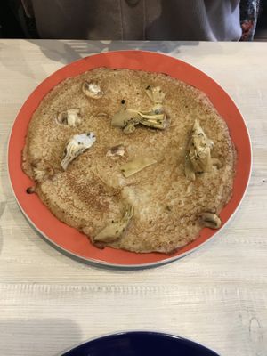 Artichoke and mushroom 9" at My Old Dutch in London