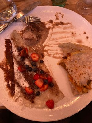 Pancake mixture and cooking... Bof at My Old Dutch in London