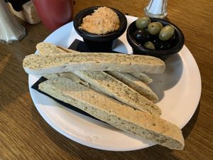 Olive and hummus with flatbread at The Top House Inn in Helston
