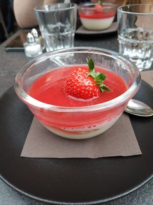 Panacotta vegan at La Cabane  in Annecy