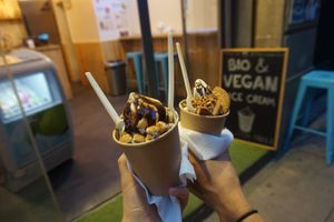 Tiremasu and the Crunchy at The Cream in Barcelona