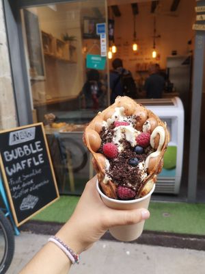 Vegan bubble waffle at The Cream in Barcelona