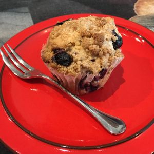 Blueberry muffin at Klasina in Tokyo