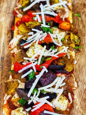 Vegan Flatbread 😍 at Sunshine Grille in Fork