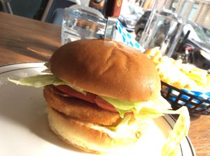 Chik’n burger at Bowhead Pub in Montreal