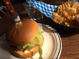 Chik’n burger and fries at Bowhead Pub in Montreal