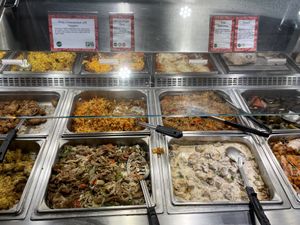Vegan options on buffet 1  at Down to Earth - Store and Deli in Honolulu