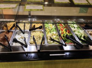 Buffet  at Down to Earth - Store and Deli in Honolulu