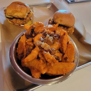 Mini chicken sliders and ginza fries at Plant Based Mafia in Palm Beach Gardens
