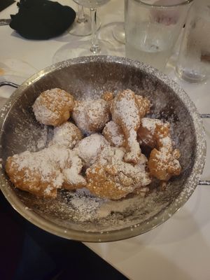 Led Zeppoles at Plant Based Mafia in Palm Beach Gardens