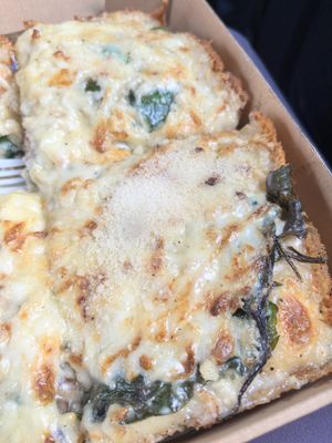 Alfredo pasta pizzaa  at Plant Based Mafia in Palm Beach Gardens